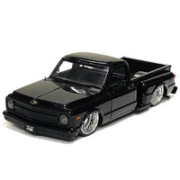 Street Low Lowriders 1969 Chevolet C10 Stepside Black 1/24