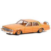 California Lowriders 1990 Orange Chevy Caprice Classic Greenlight 1/64 Series 2